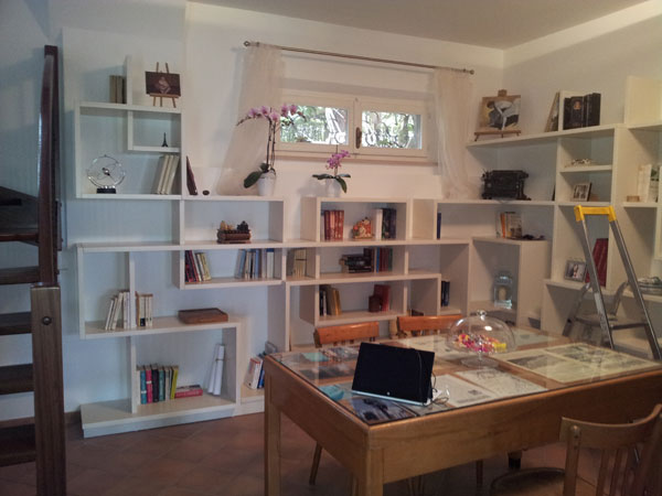 Libreria in legno su misura